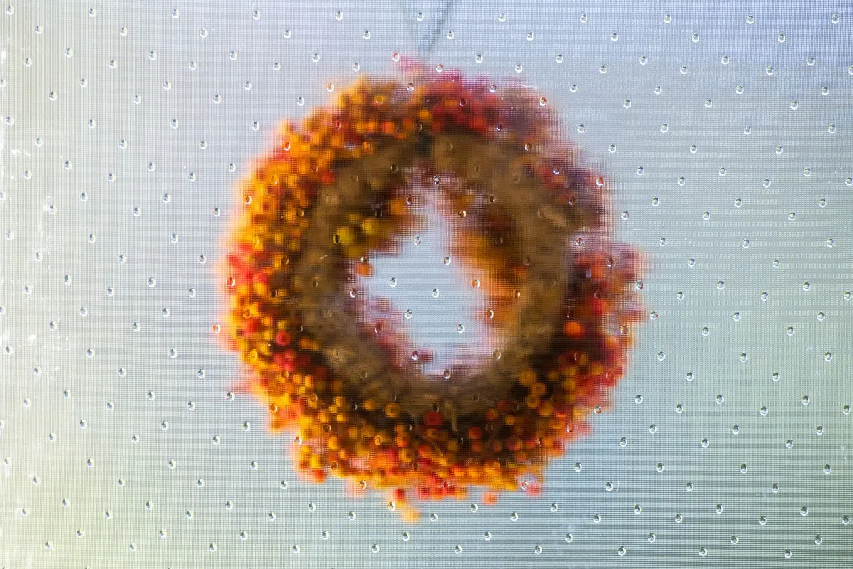 How to Make a Woven Willow Wreath for Autumn